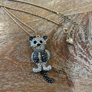Pretty crystal Betsey Johnson crystal cat necklace